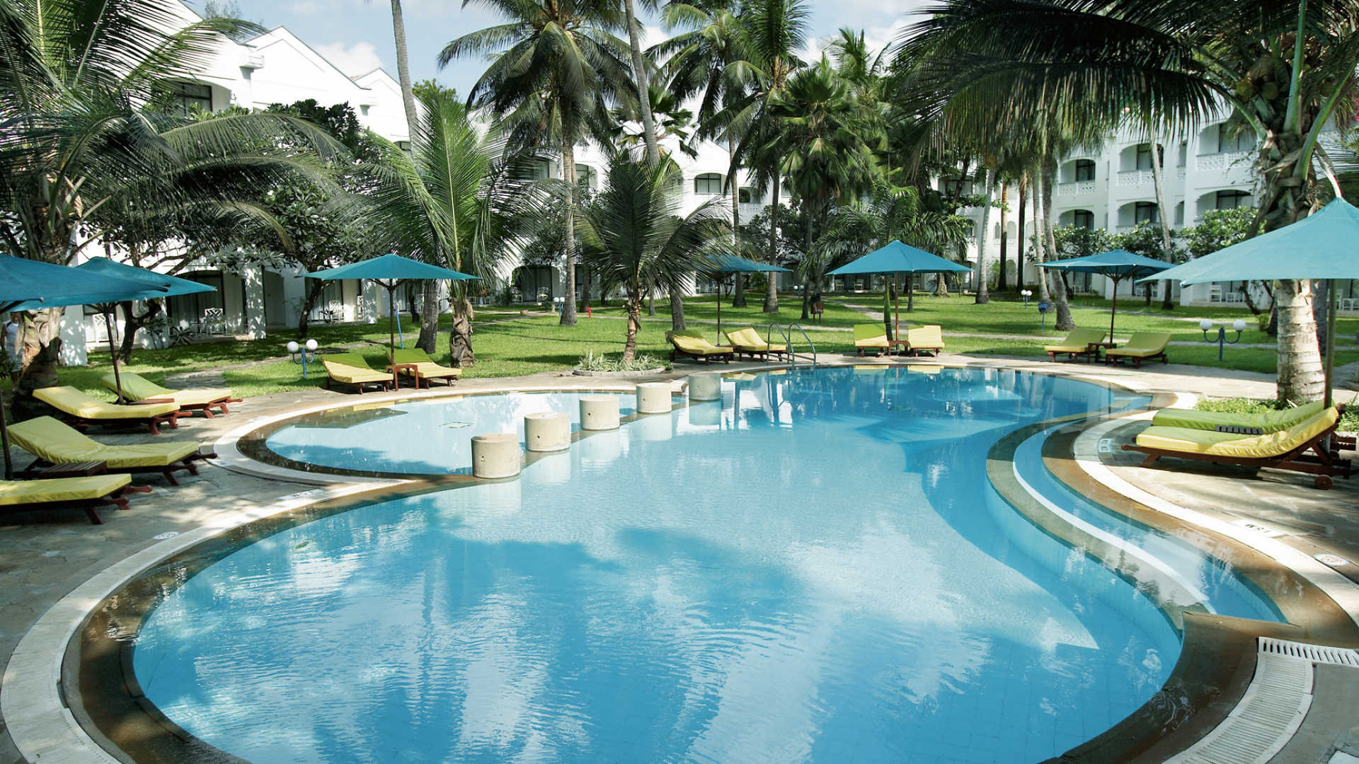 sarova-whitesands-beach-resort7